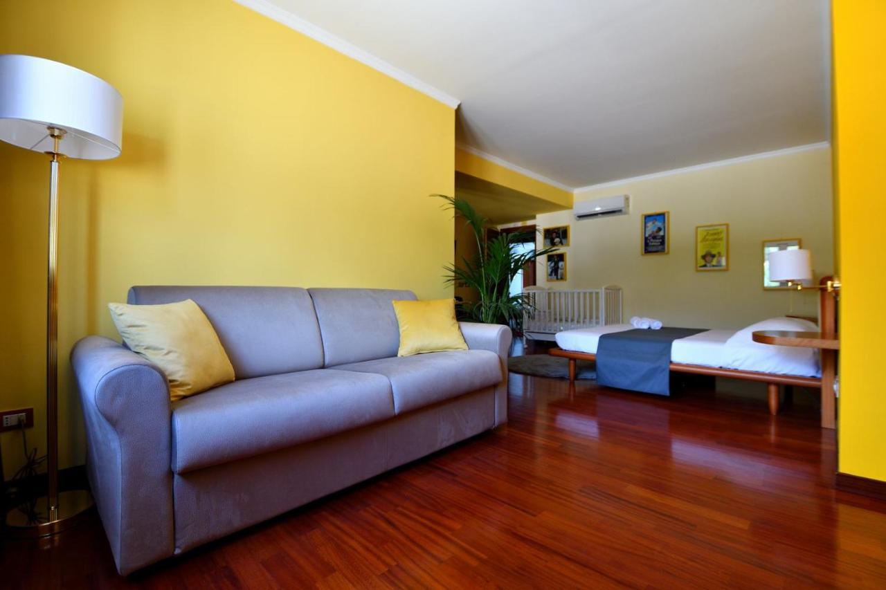 Bed and Breakfast Le Cinema Formia Esterno foto
